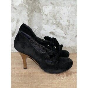 IRREGULAR CHOICE WINDSOR Black Suede Bow Pumps size 39/8